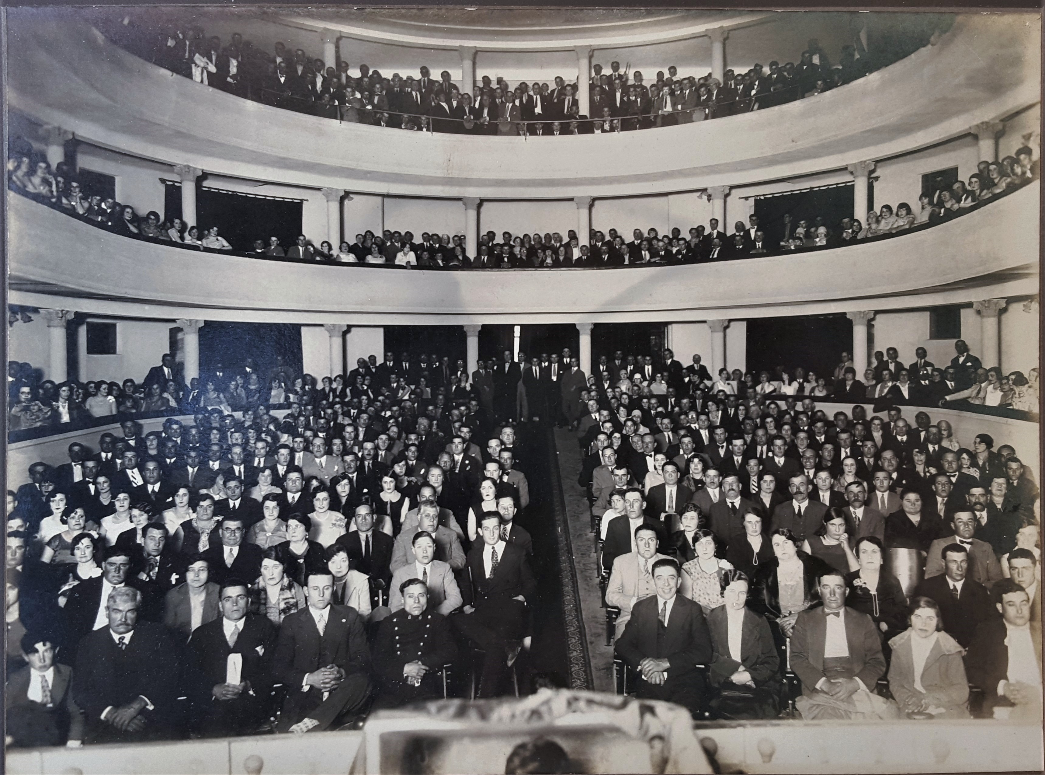 Inauguración del Cine Teatro Italo-Argentino
